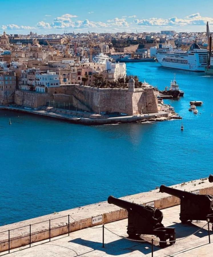Ewa Apt - 3-Bedrooms Apt Near Sliema - St Julians Seafront Gzira Luaran gambar
